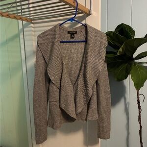 White House Black Market Light Gray Large Collar Cardigan